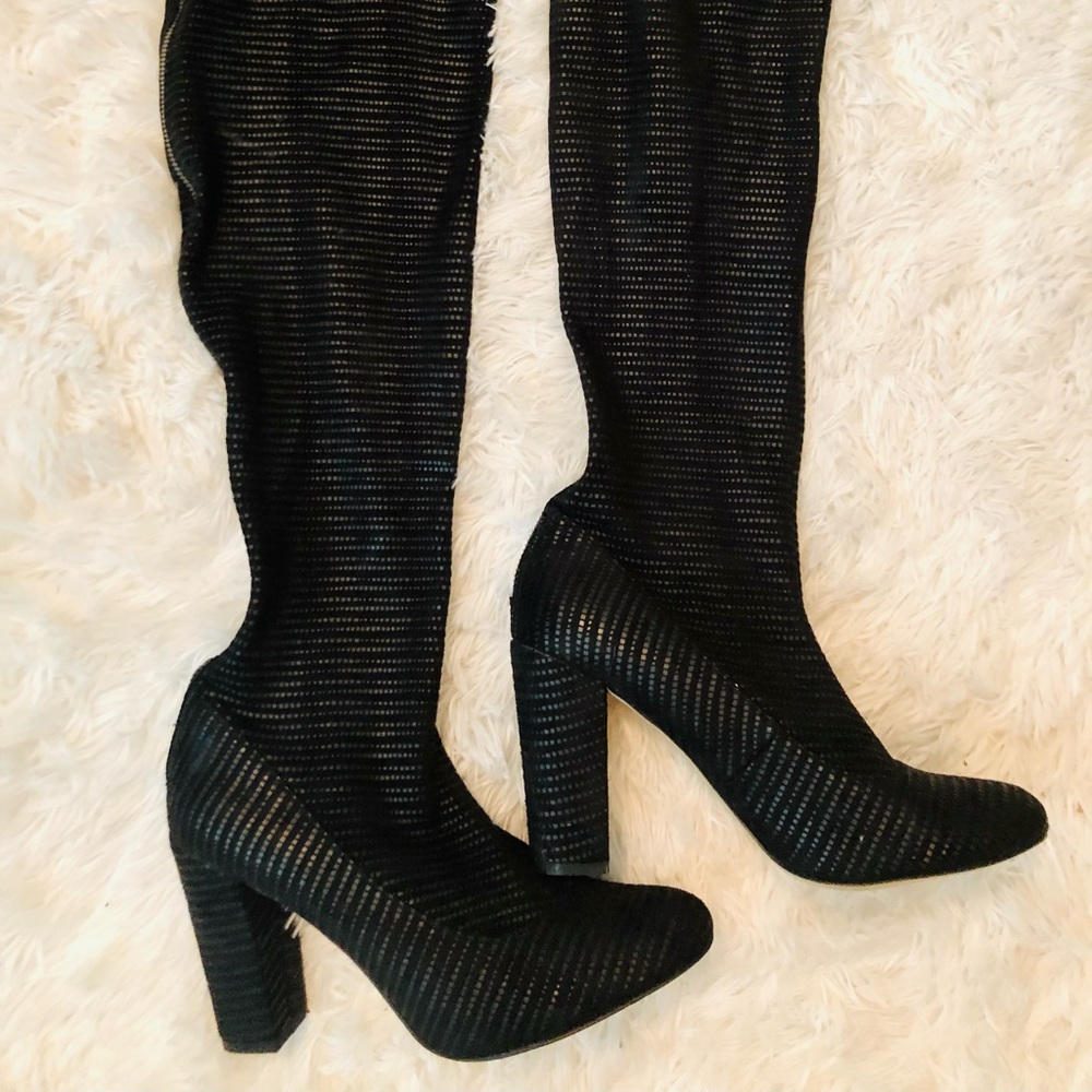 Black Knee High Heeled Boots